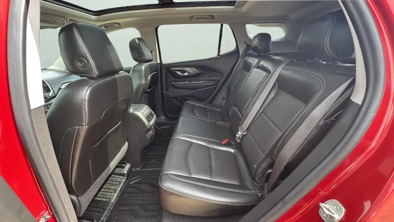 GMC Terrain photo GMC Terrain