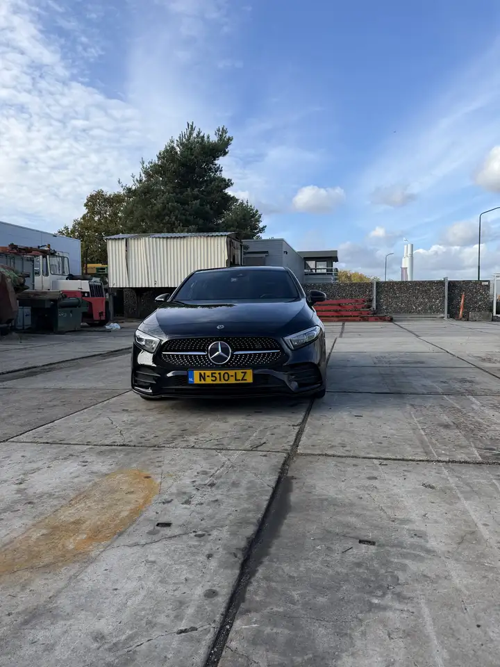 Mercedes-Benz A 220