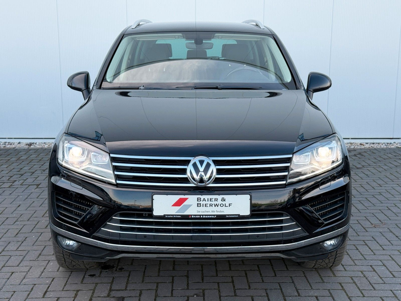 Volkswagen Touareg 3.0TDI V6 Terrain Tech 4Mot — photo 2