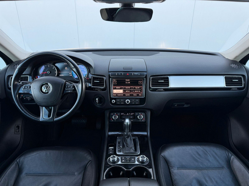 Volkswagen Touareg 3.0TDI V6 Terrain Tech 4Mot — photo 14