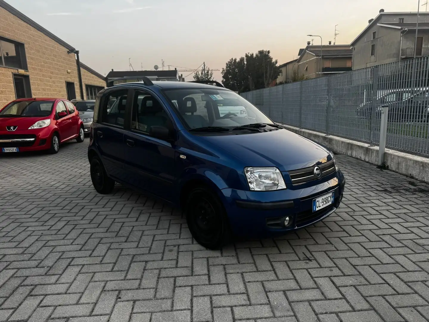 Fiat Panda Panda 1.2 Emotion eco Blau - 2