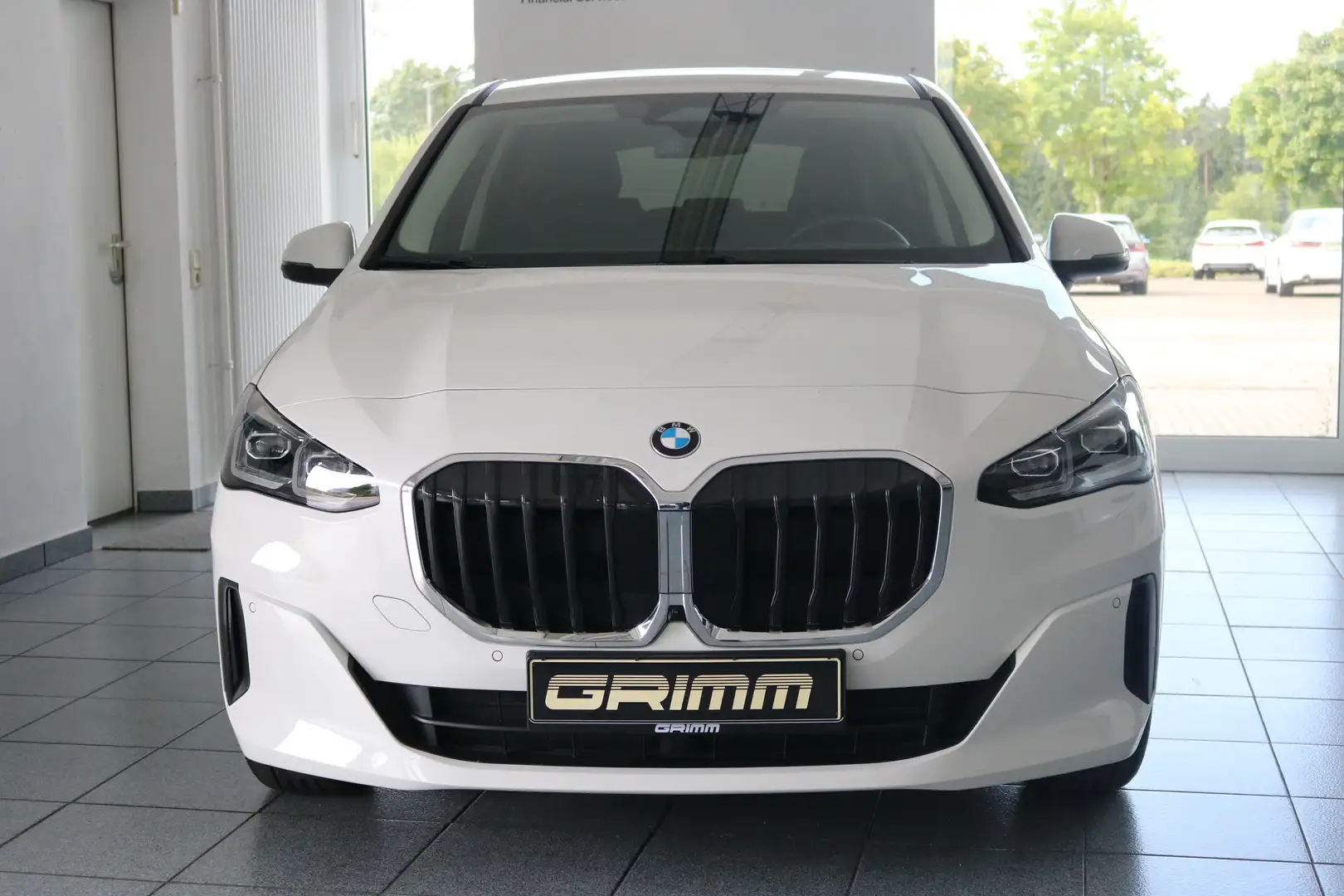 BMW 218 i Driving- + Parking Ass.Plus el. Sitze Head-Up LE Blanc - 2