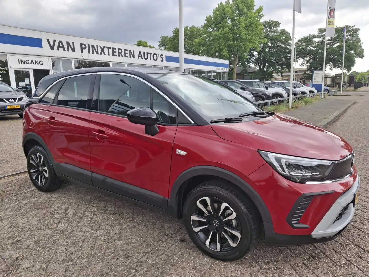 Opel Crossland 1.2 Turbo Elegance (10X OP VOORRAAD) Rood - 1
