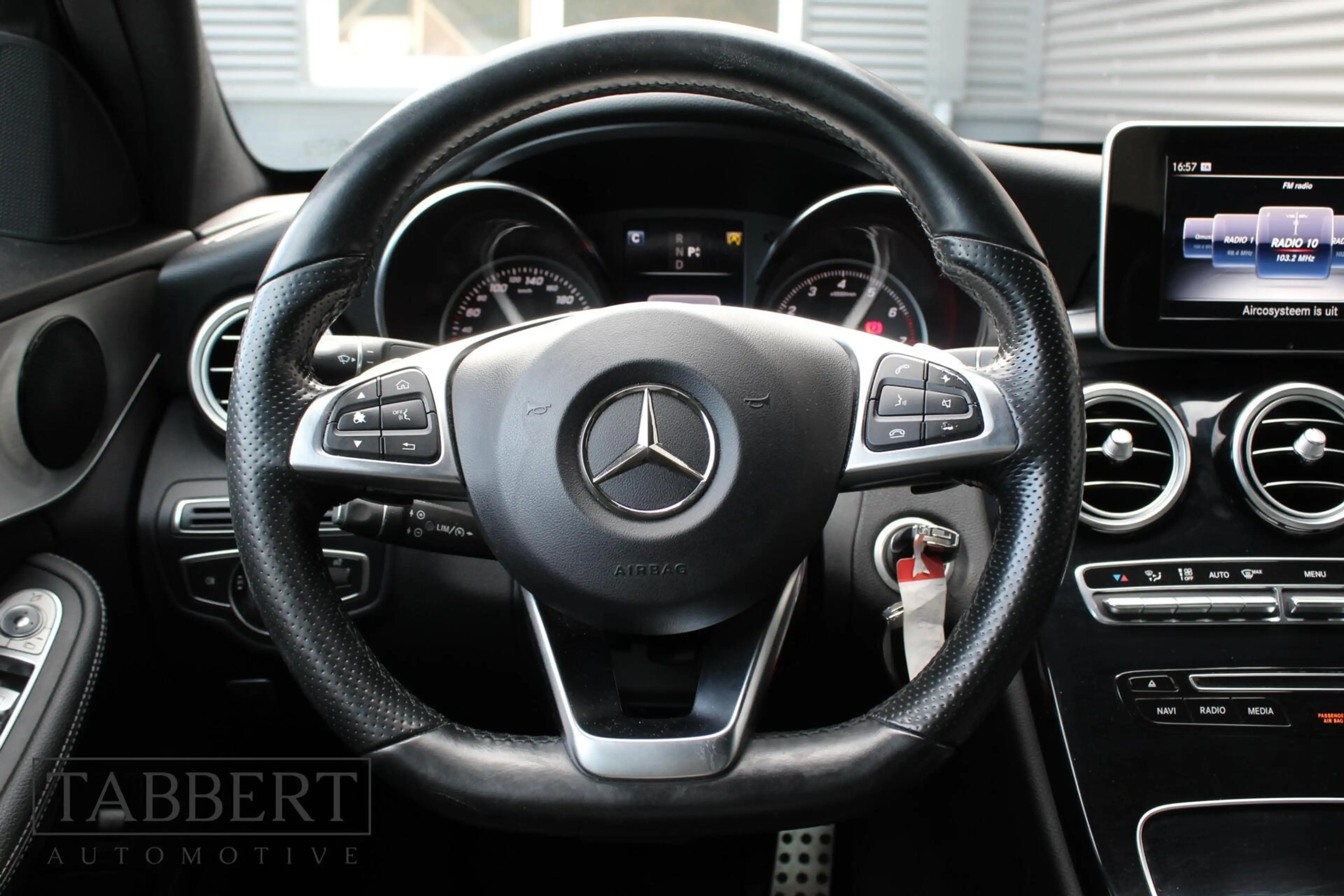 Mercedes-Benz C 180 AMG Sport Edition — photo 7