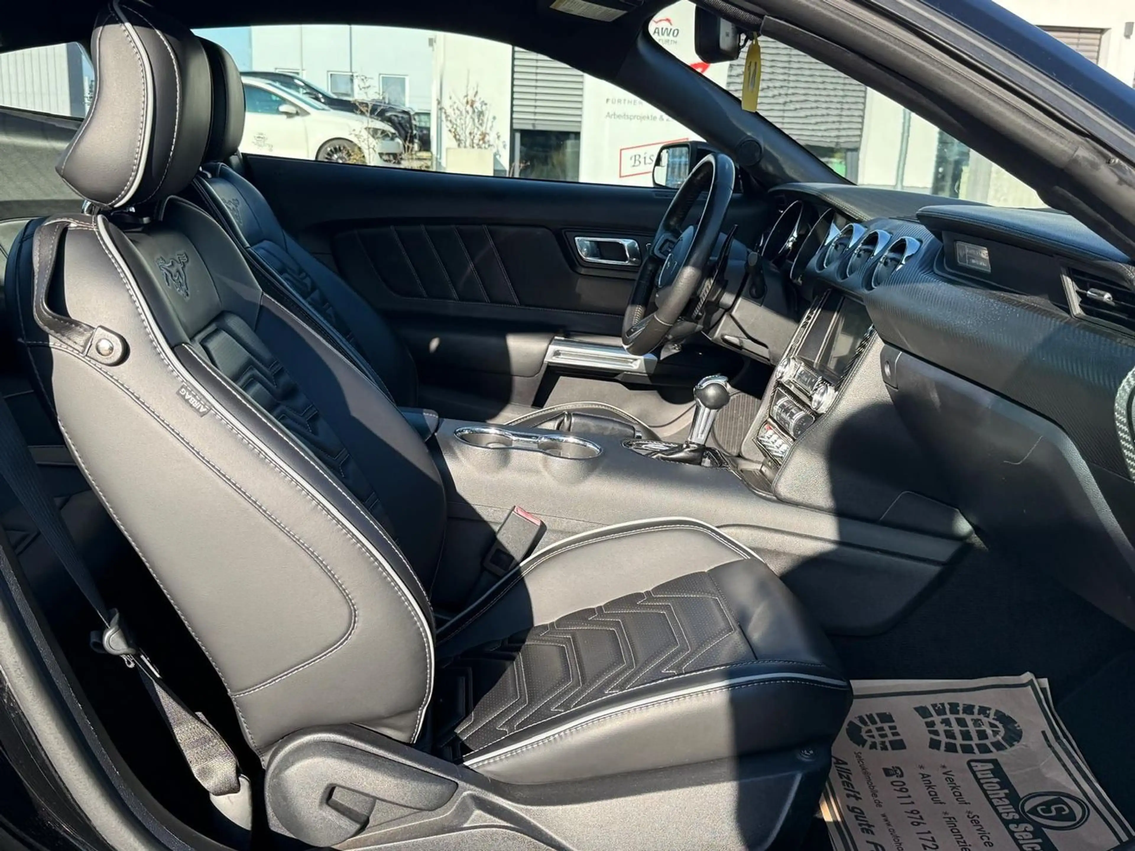 Ford Mustang 3.6 V6 *Navi*LPG*SHZ*Kamera* — photo 13