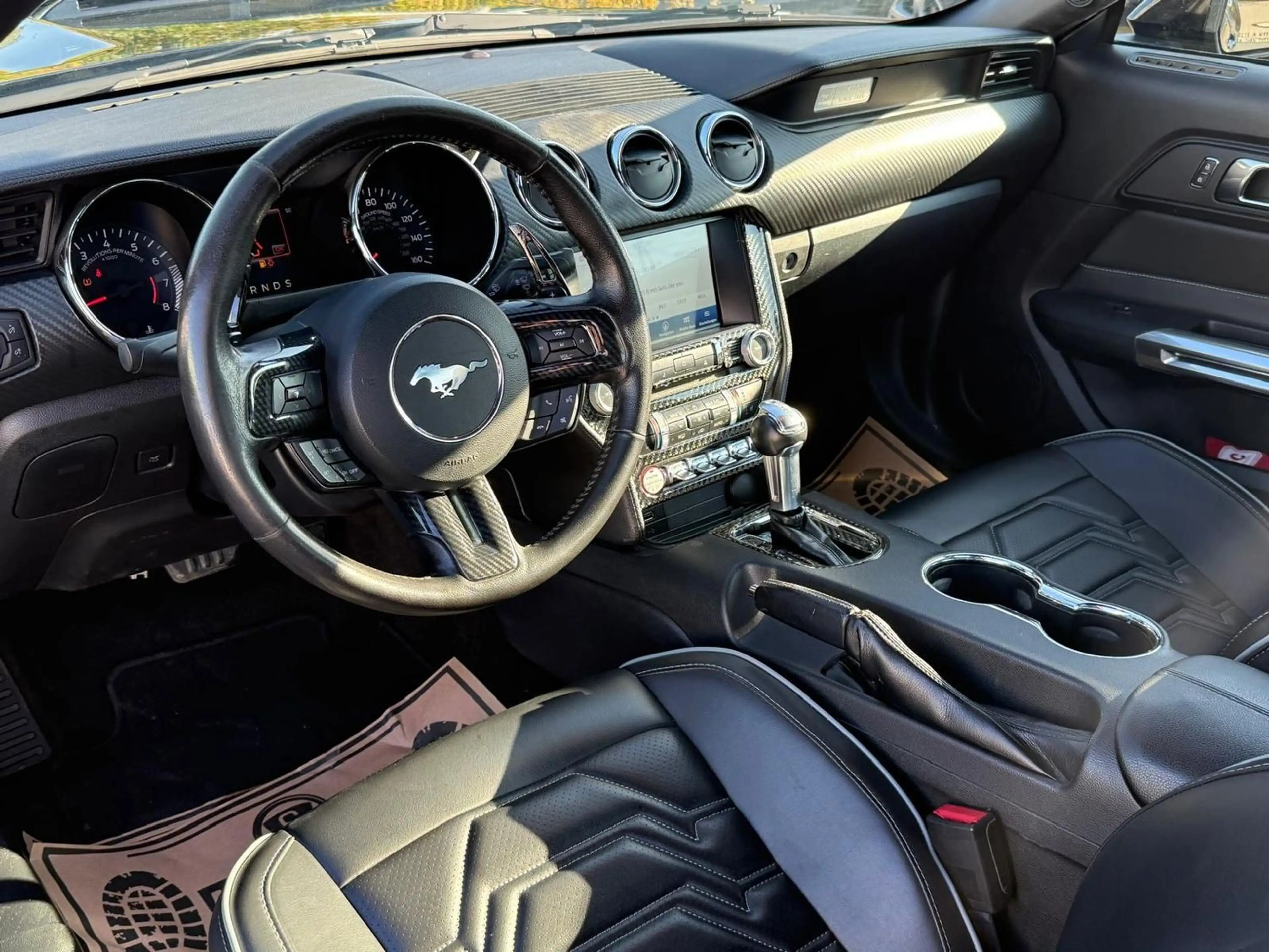 Ford Mustang 3.6 V6 *Navi*LPG*SHZ*Kamera* — photo 14