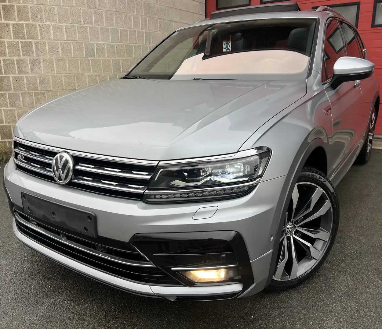 Volkswagen Tiguan Allspace 2.0 TSI 4Motion R-line OPF DSG /7 PL+FULL OPTIONS Gris - 1