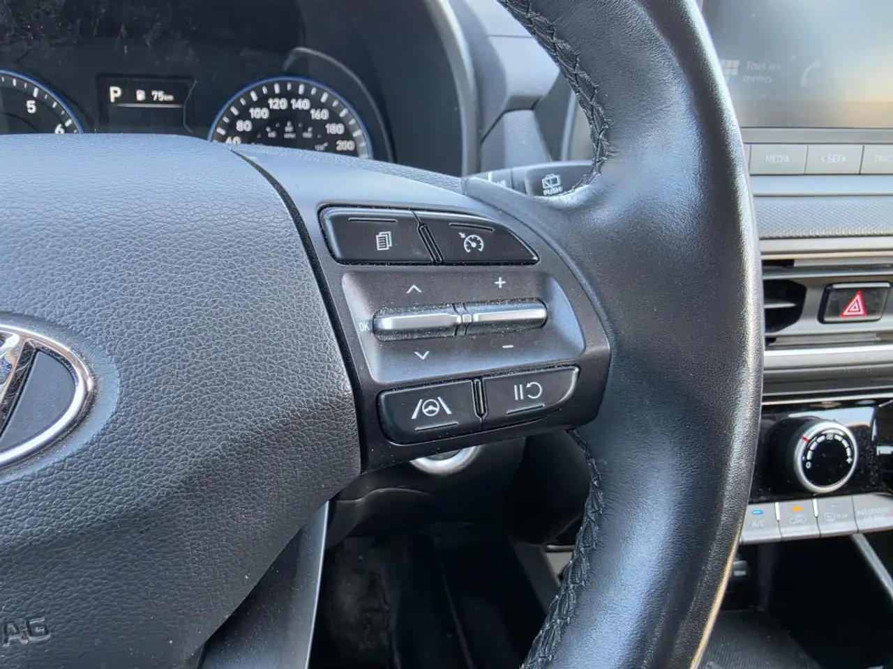 Hyundai KONA снимка Hyundai KONA