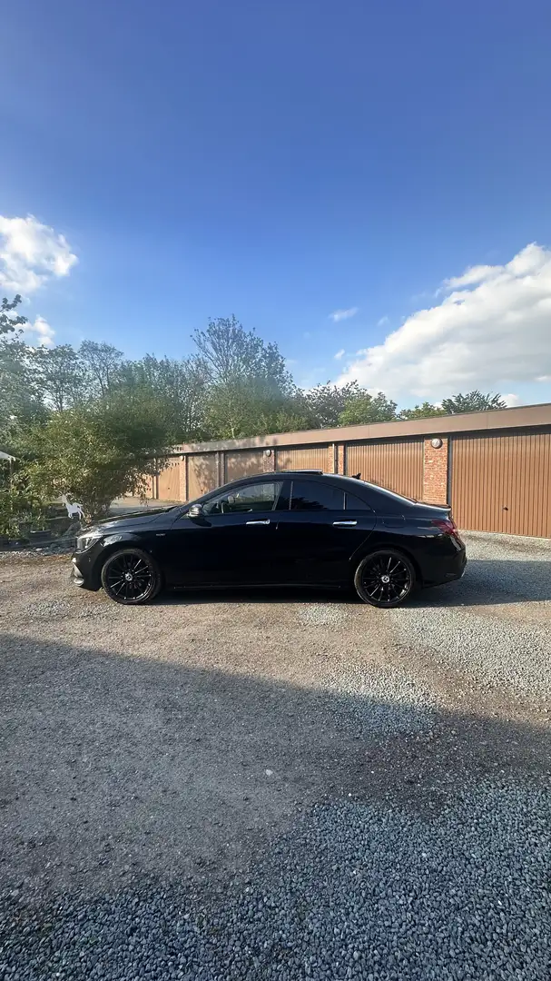 Mercedes-Benz CLA 200 d 4Matic 7G-DCT AMG Line - 2
