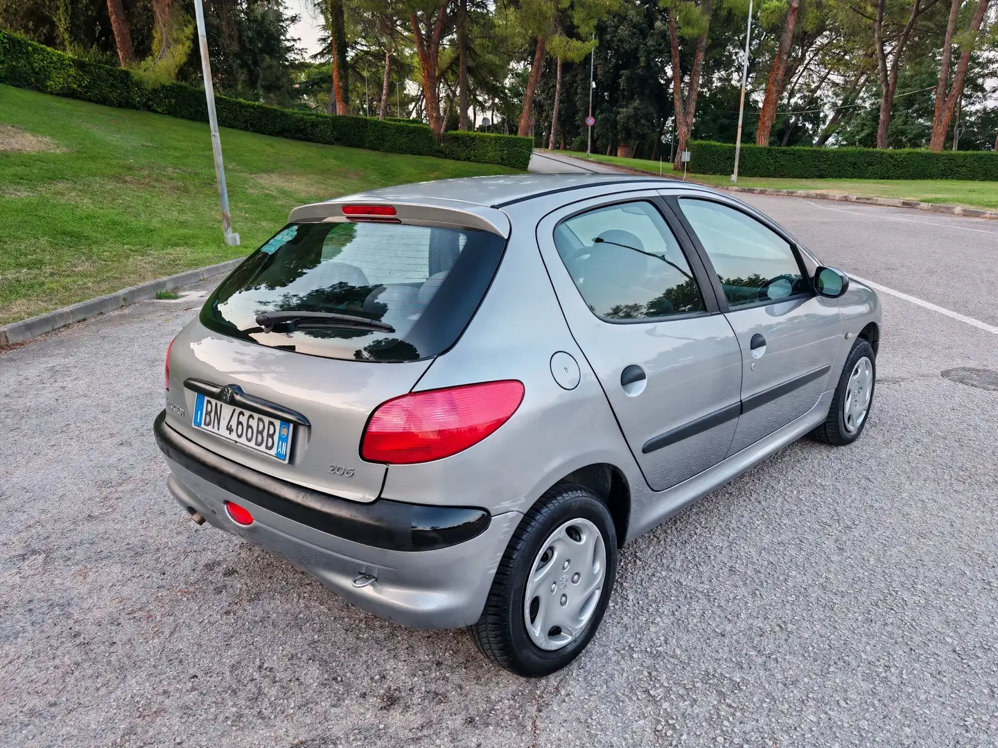 Peugeot 206 5p 1.4 Roland Garros - 2