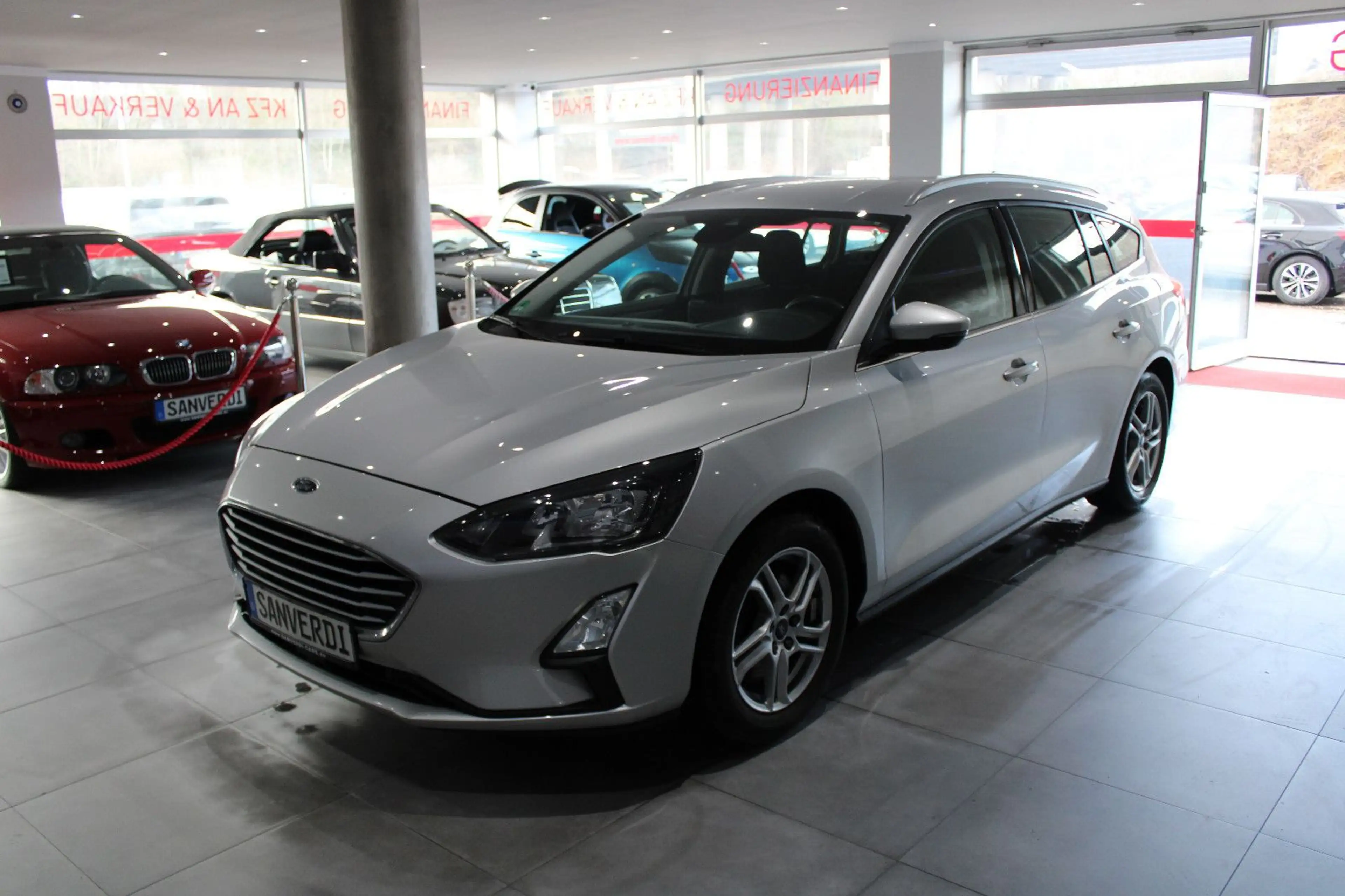 Ford Focus 1,0 EcoBoost Cool & Connect LED NAVI RFK