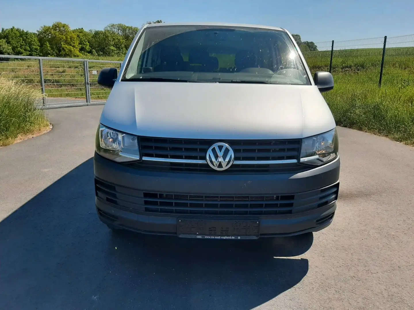 Volkswagen T6 Kombi T6 Bus 2.0 TDi, Navi,Sitzheizung,AHZV Ezüst - 2