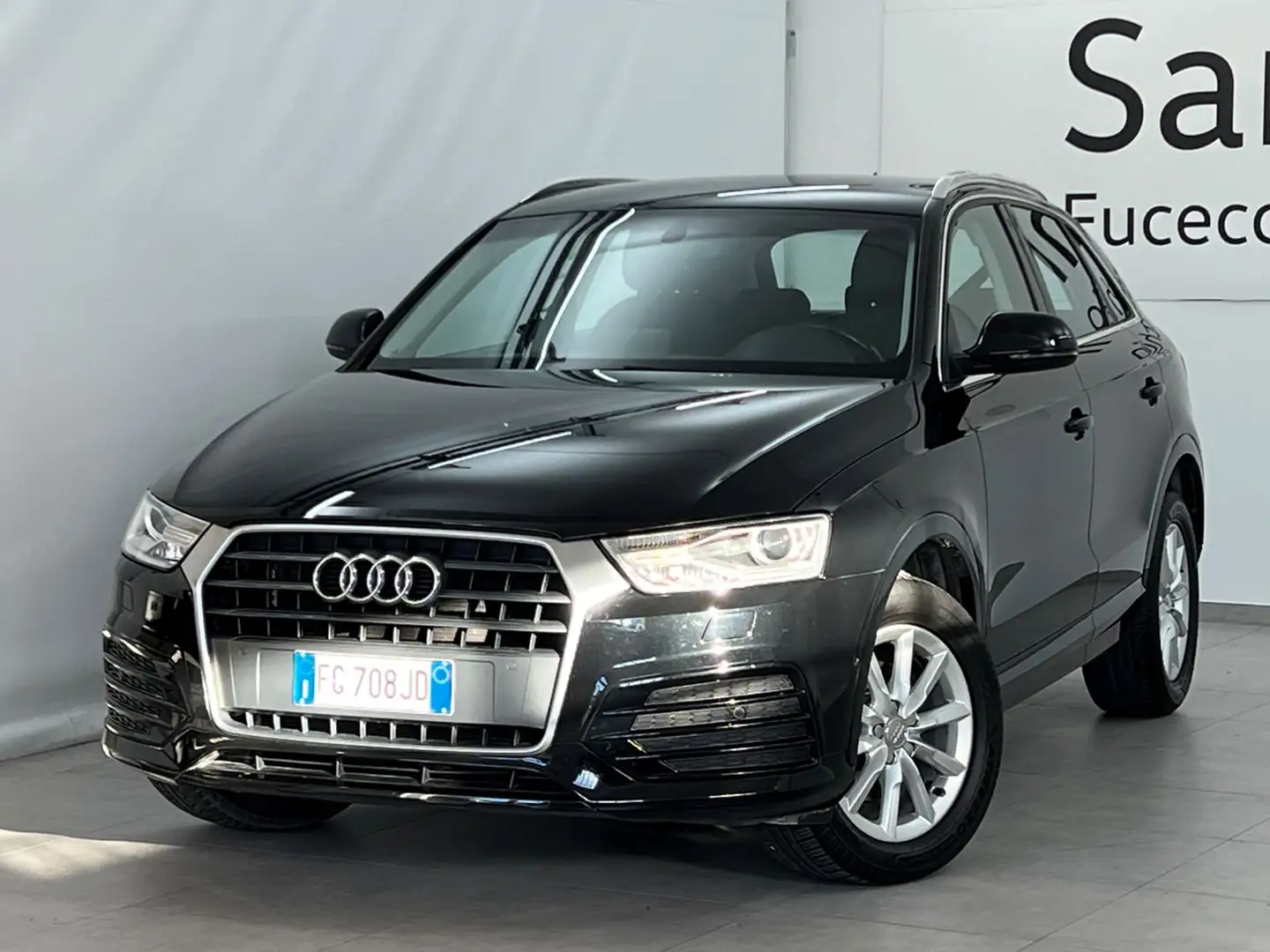 Audi Q3 Q3 2.0 tdi Business 120cv Zwart - 2