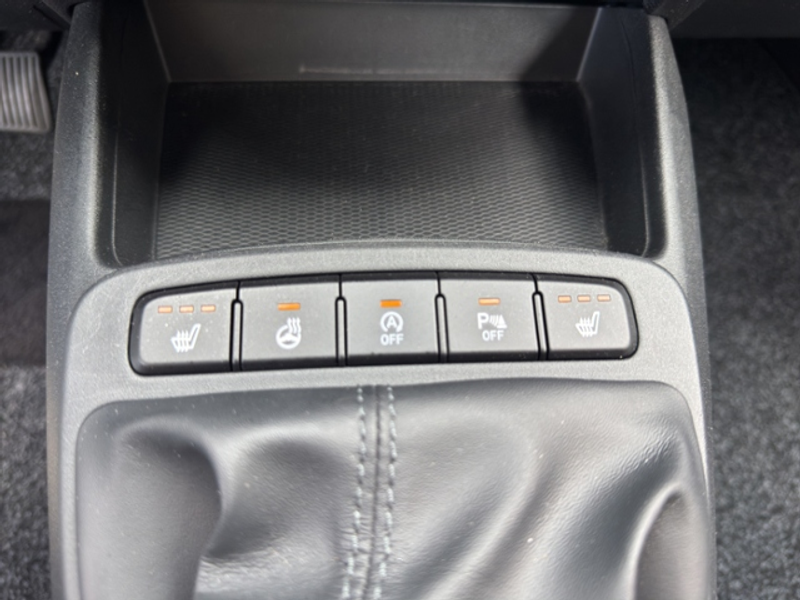 Hyundai i10 1.2 Trend — photo 18