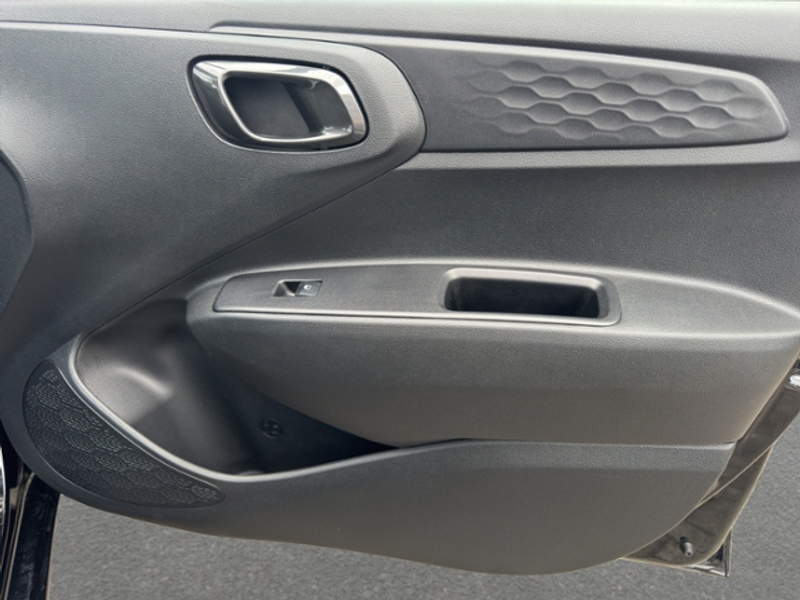 Hyundai i10 1.2 Trend — photo 26