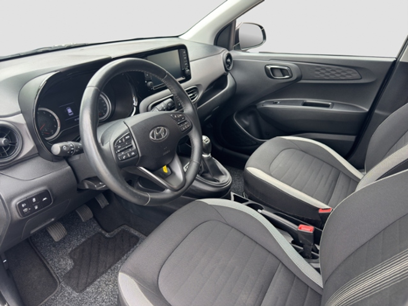 Hyundai i10 1.2 Trend — photo 12