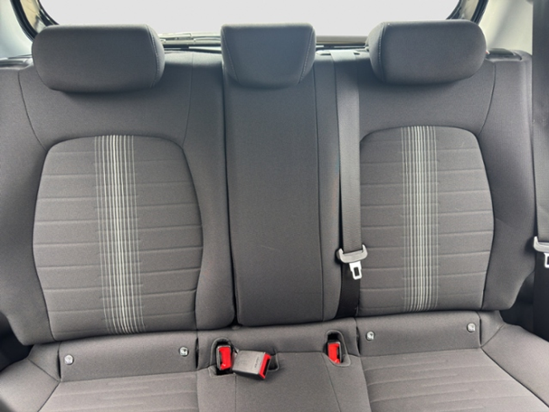 Hyundai i10 1.2 Trend — photo 28