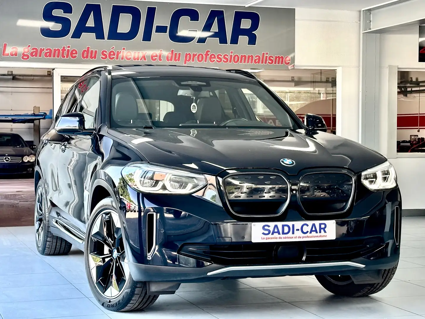 BMW iX3 iX3 74 kWh 286cv IMPRESSIVE - M SHADOW LINE - 1