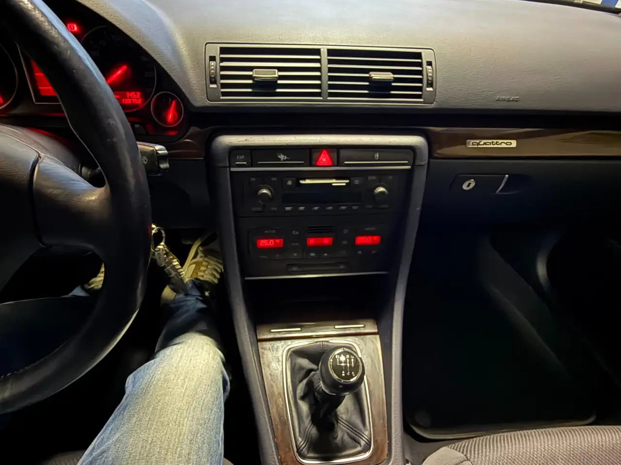 Audi A4 2.5 V6 tdi quattro 180cv, foto 12