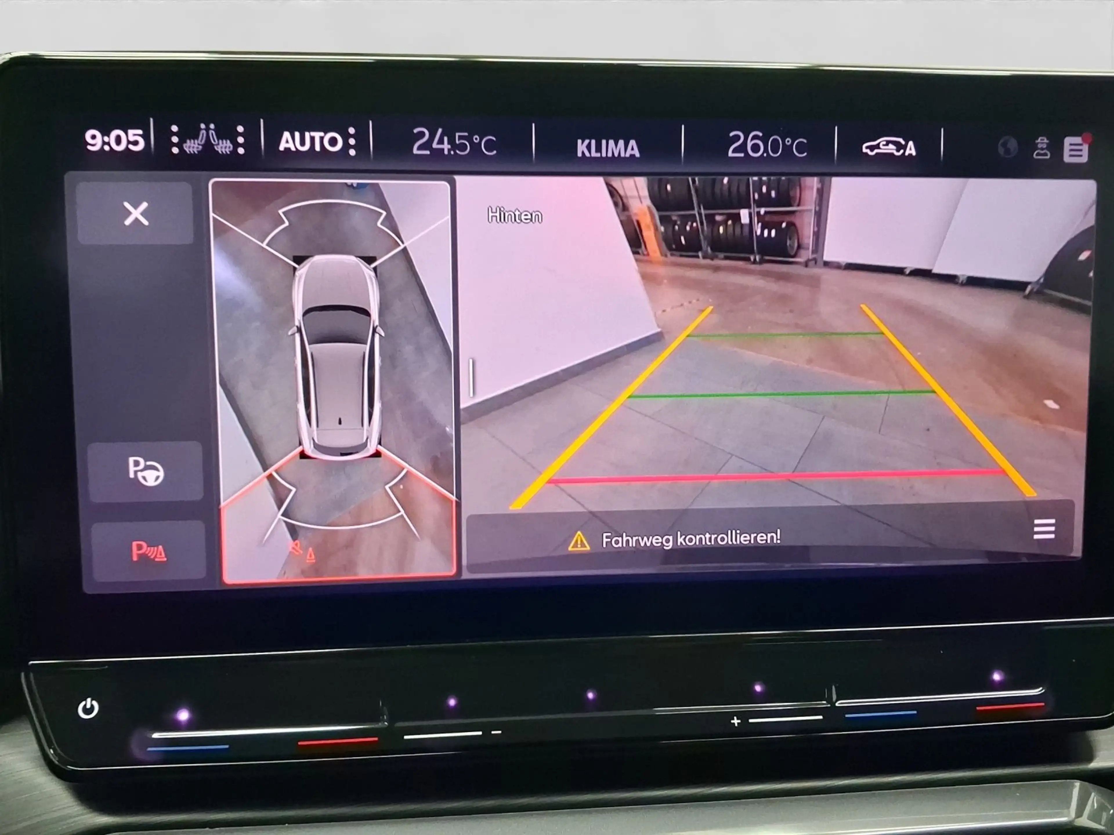 CUPRA Formentor 1.5 TSI DSG LM19 AHK PANO 360° NAVI+ — photo 15