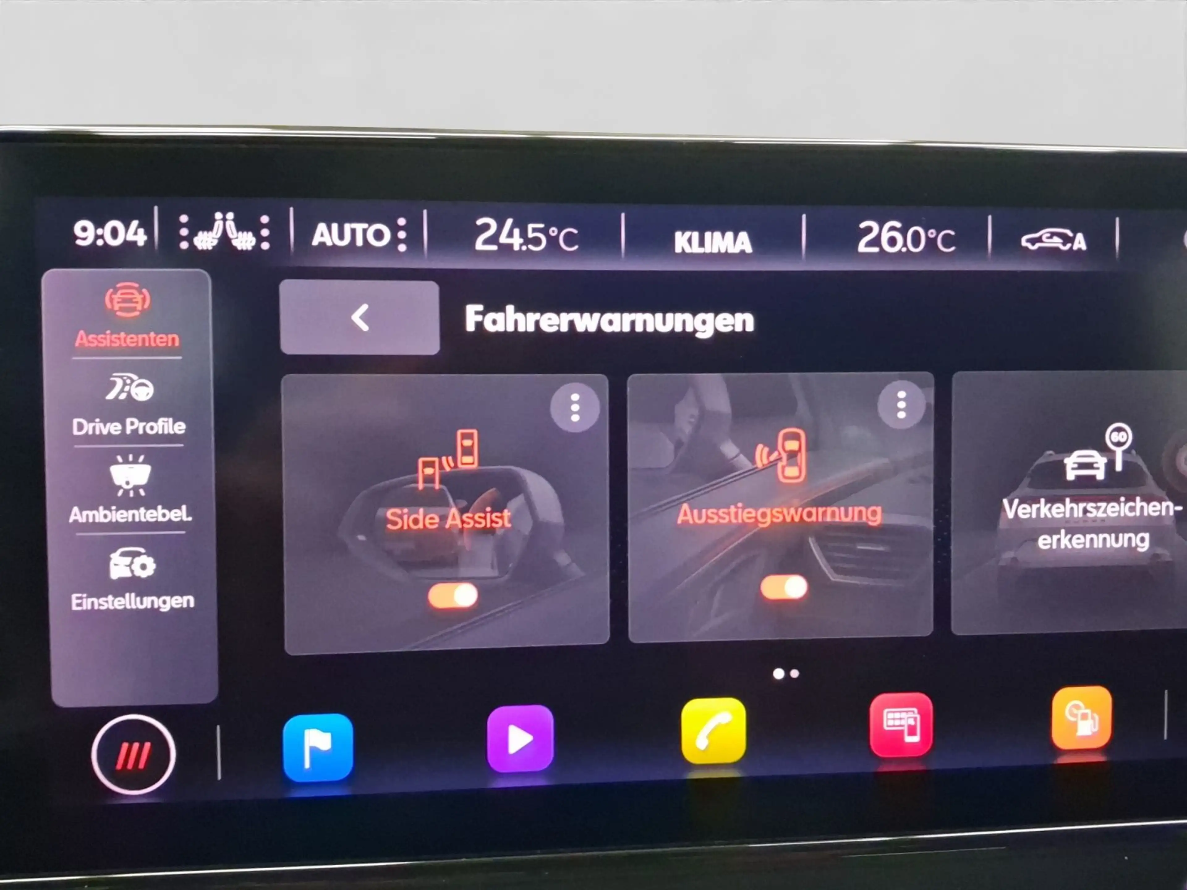 CUPRA Formentor 1.5 TSI DSG LM19 AHK PANO 360° NAVI+ — photo 12