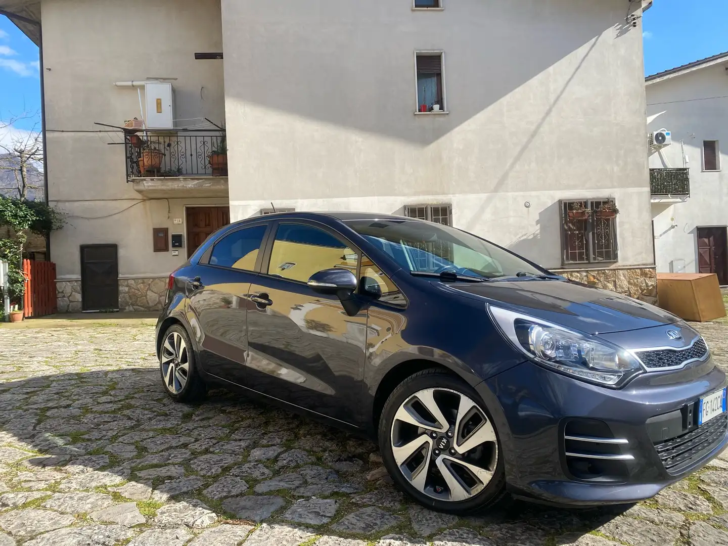 Kia Rio 5p 1.4 crdi Cool Collection - 1