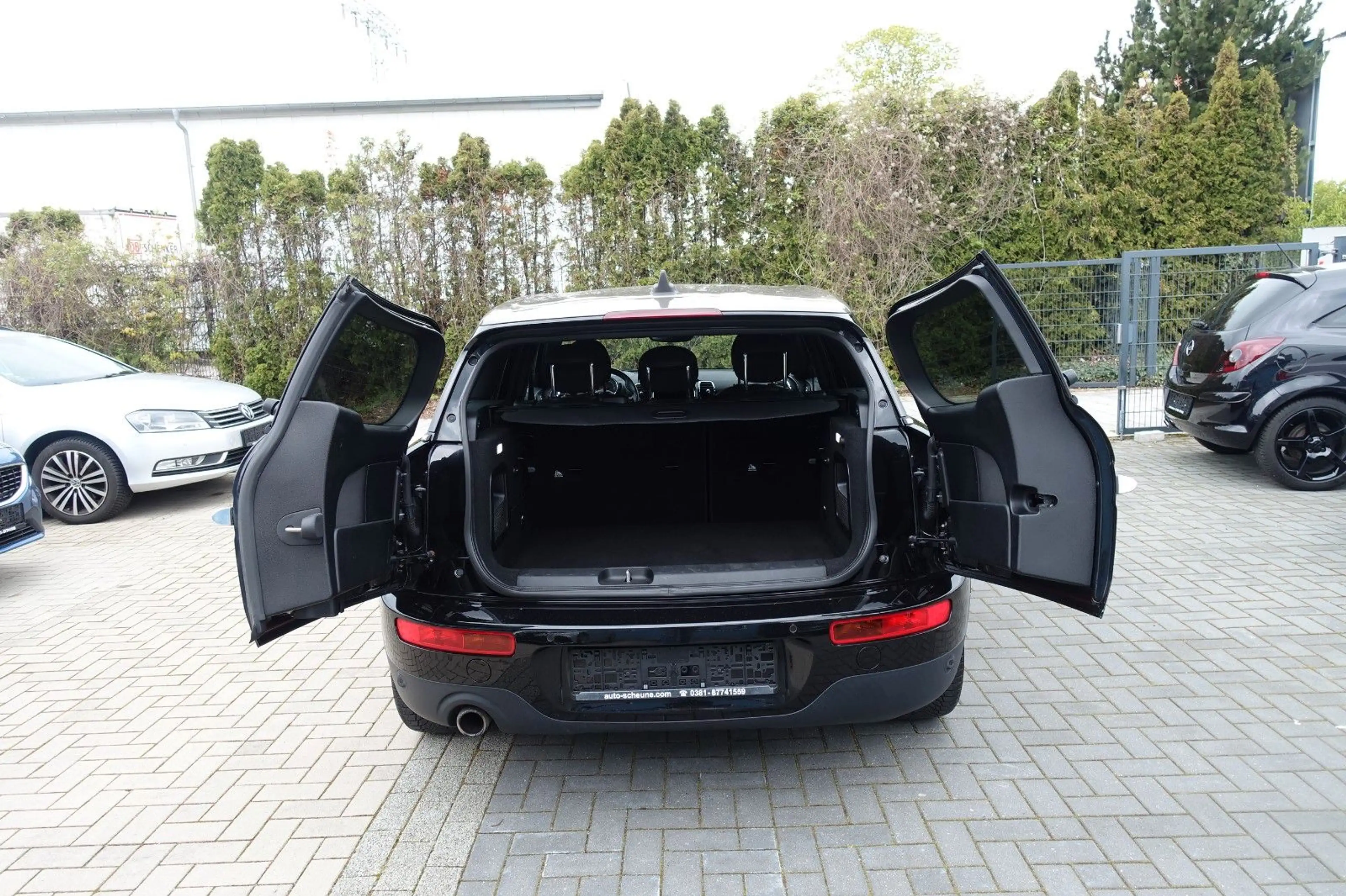 MINI Cooper D Clubman Cooper D*Automatik*Bi-Xenon*Leder*Alu* — photo 14