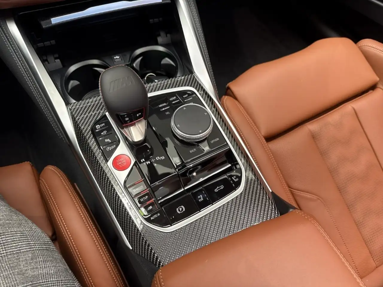 BMW M4 Competition Cabrio mit M xD Ultimate Package Memor 13