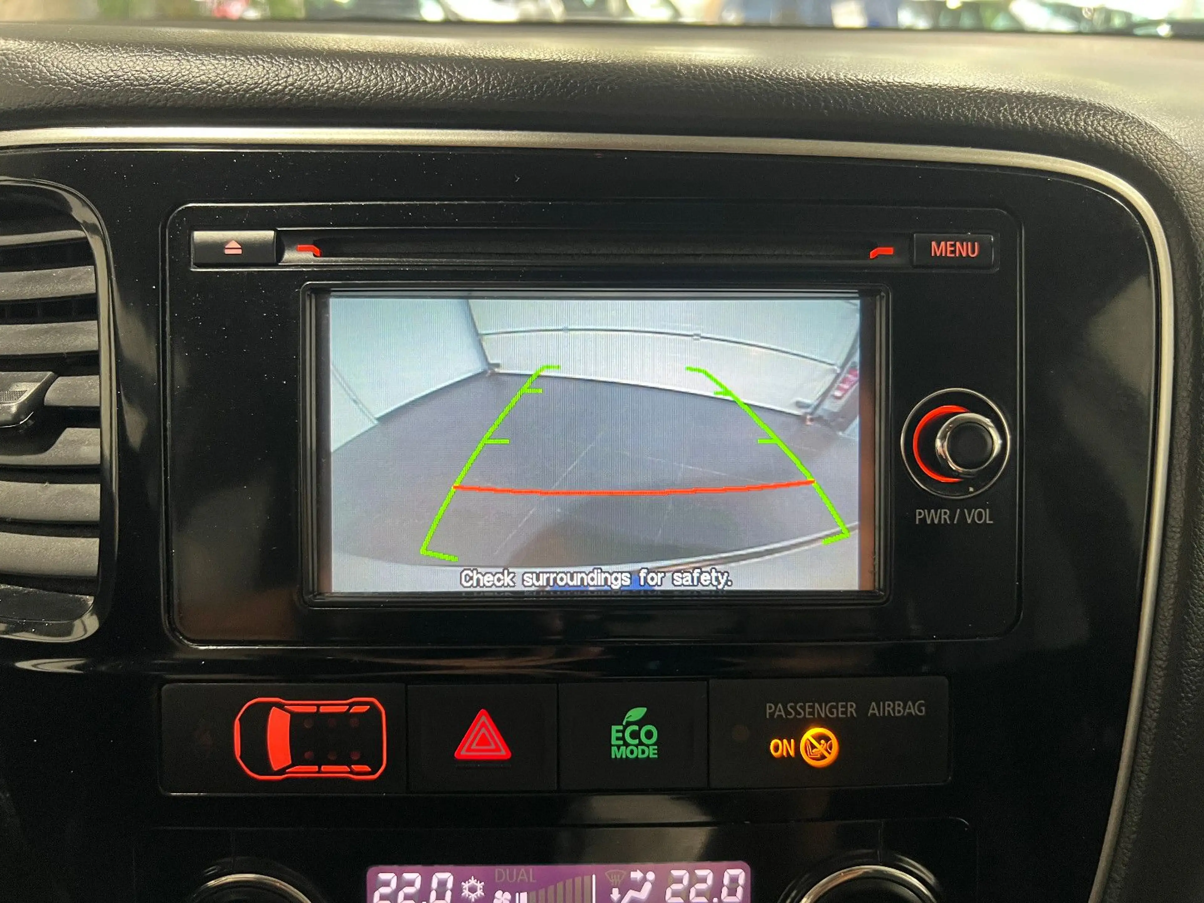 Mitsubishi Outlander 2.0 **Kamera*Tempomat*BT*SHZ** — photo 10