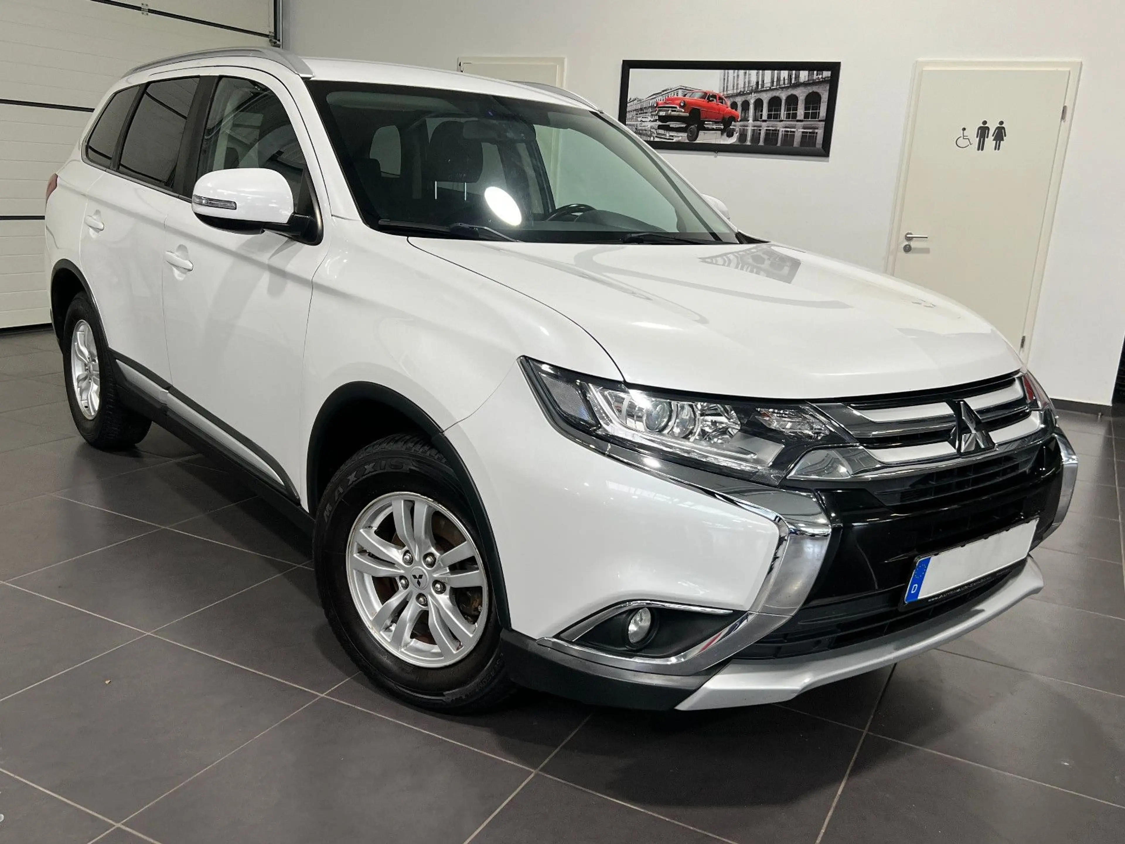Mitsubishi Outlander 2.0 **Kamera*Tempomat*BT*SHZ** — photo 5
