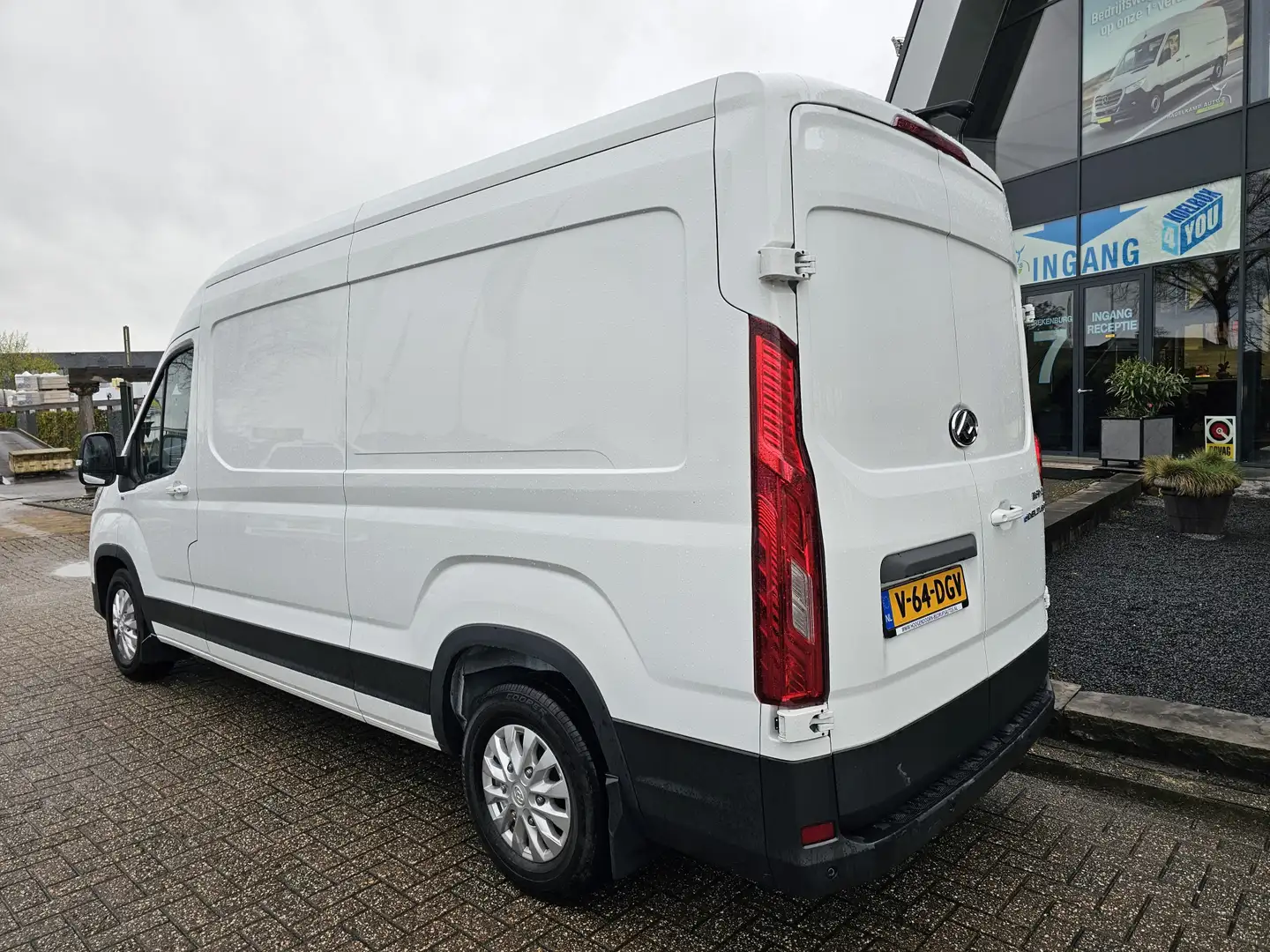 Maxus eDeliver 9 L3H2 89 kWh Wit - 2