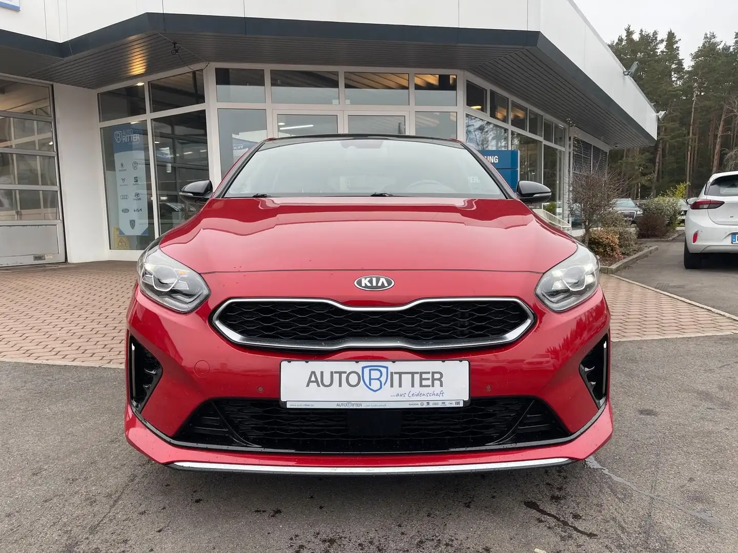Kia ProCeed / pro_cee'd ProCeed pro_cee'd 1.6 CRDi GT-Line Schiebedac... Rouge - 2