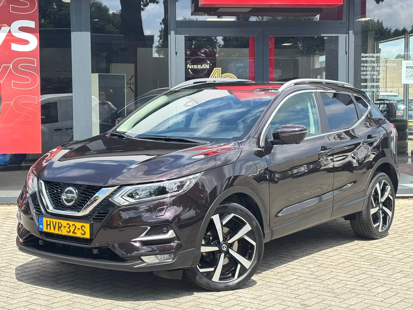 Nissan Qashqai DIG-T 160 DCT Premium Edition | AUTOMAAT | PANORAM Burdeos - 2