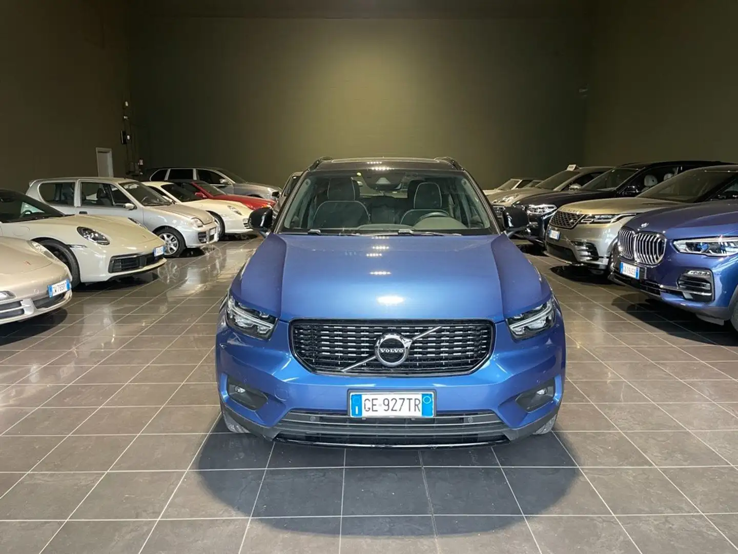 Volvo XC40 1.5 t3 R-design 163cv auto my21 TETTO PANO KM89K Bleu - 2