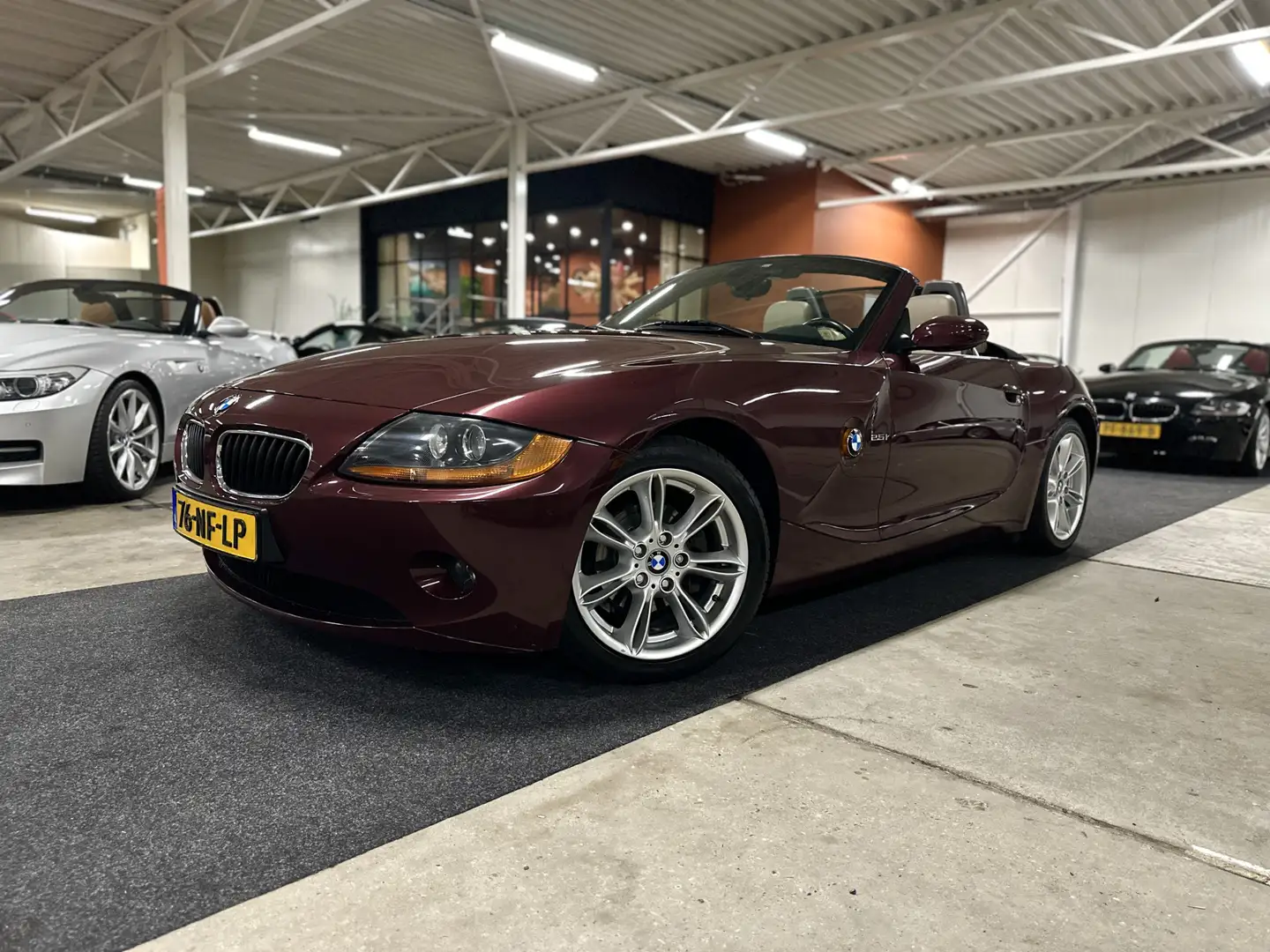 BMW Z4 [E85] 2.5i S Aut. Executive l NL-geleverd l CarPla Rojo - 1