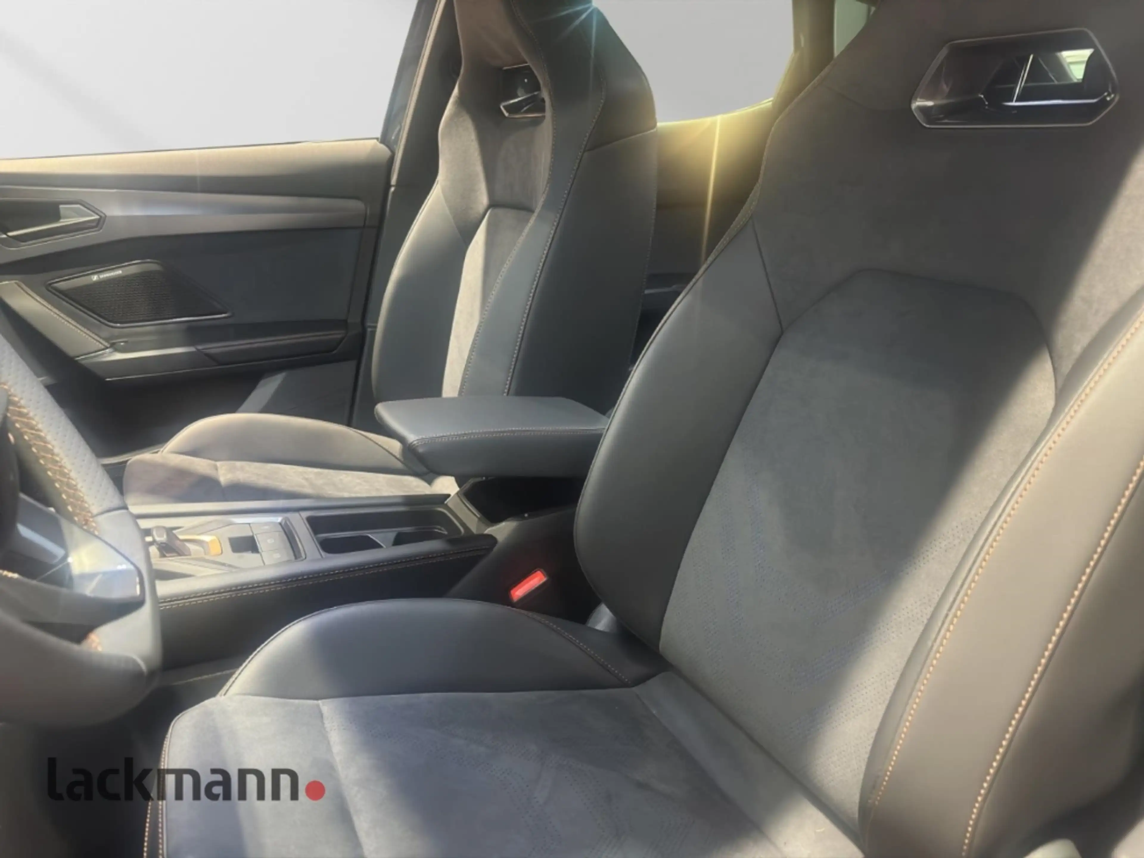 CUPRA Formentor 2.0 TSI VZ 4Drive*Navi*LED*Sennheiser* — photo 8