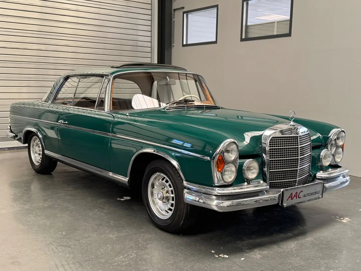 Mercedes-Benz 280 SE   H-Kennzeichen / Schiebedach Zelená - 2