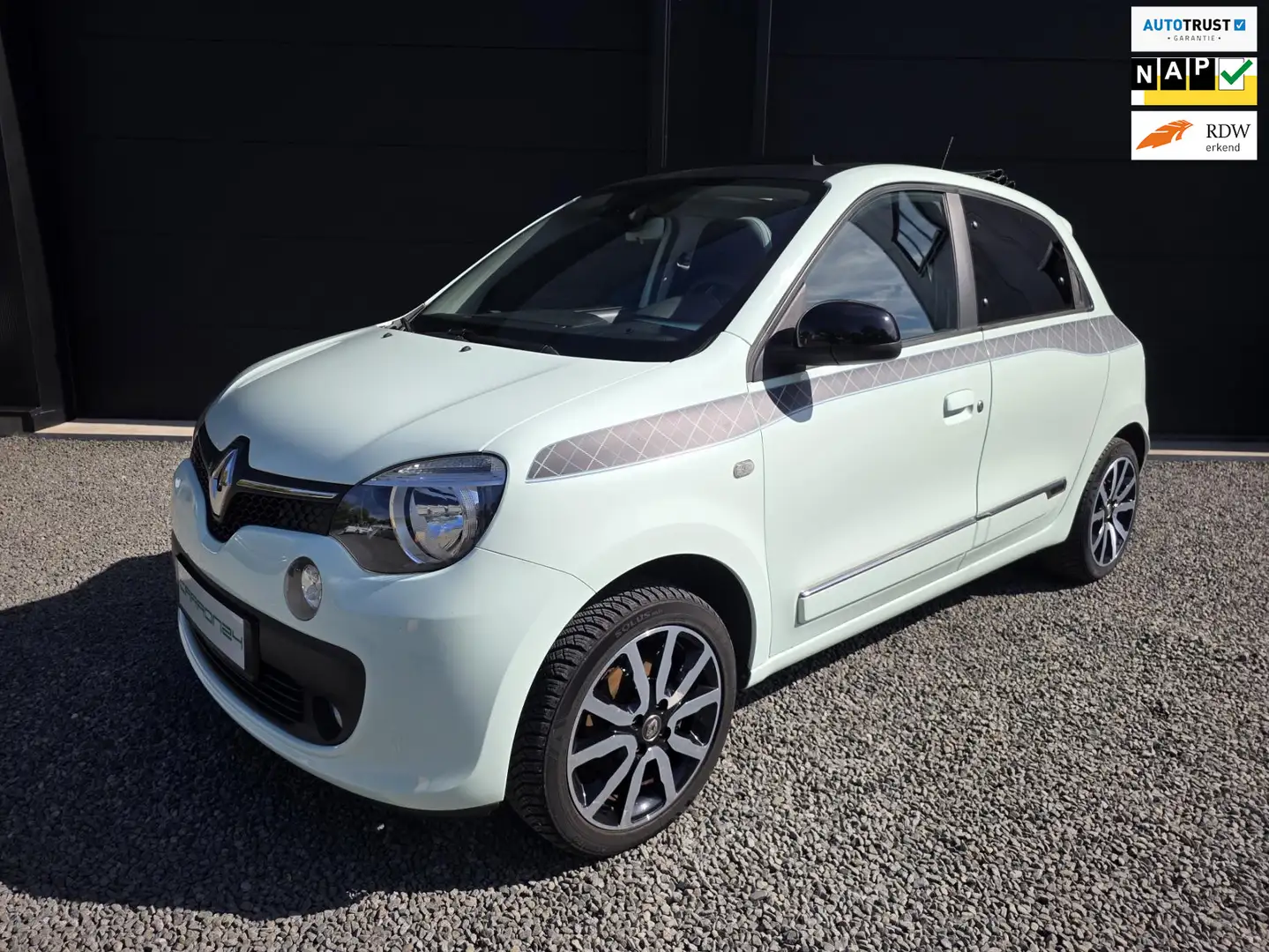 Renault Twingo 1.0 SCe La Parisienne | Open dak | Série Limitée | Vert - 1