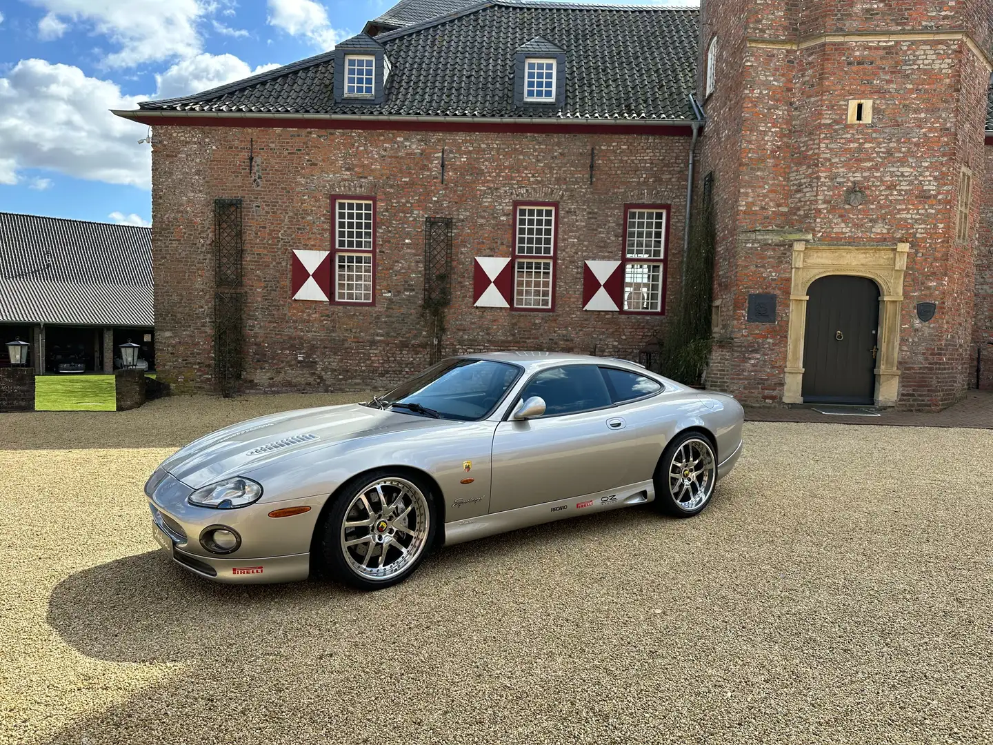 Jaguar XKR Veredelter Arden A-Type Coupe Silber - 2