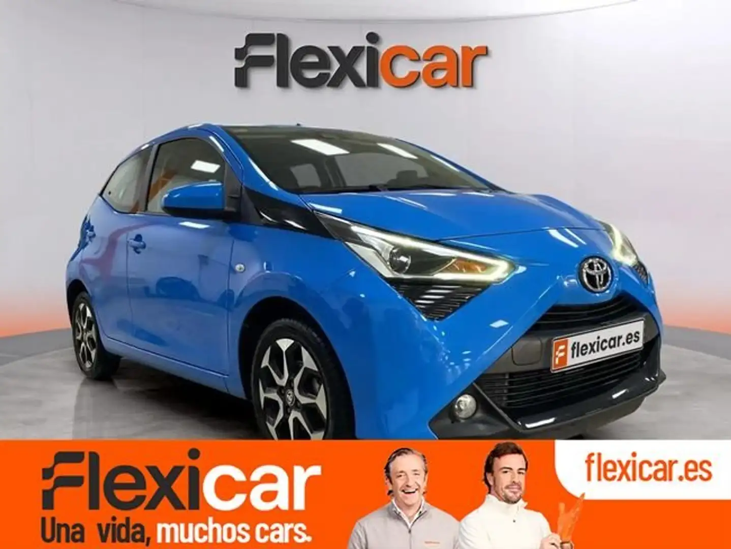 Toyota Aygo 1.0 70 x-cite JBL Blauw - 1
