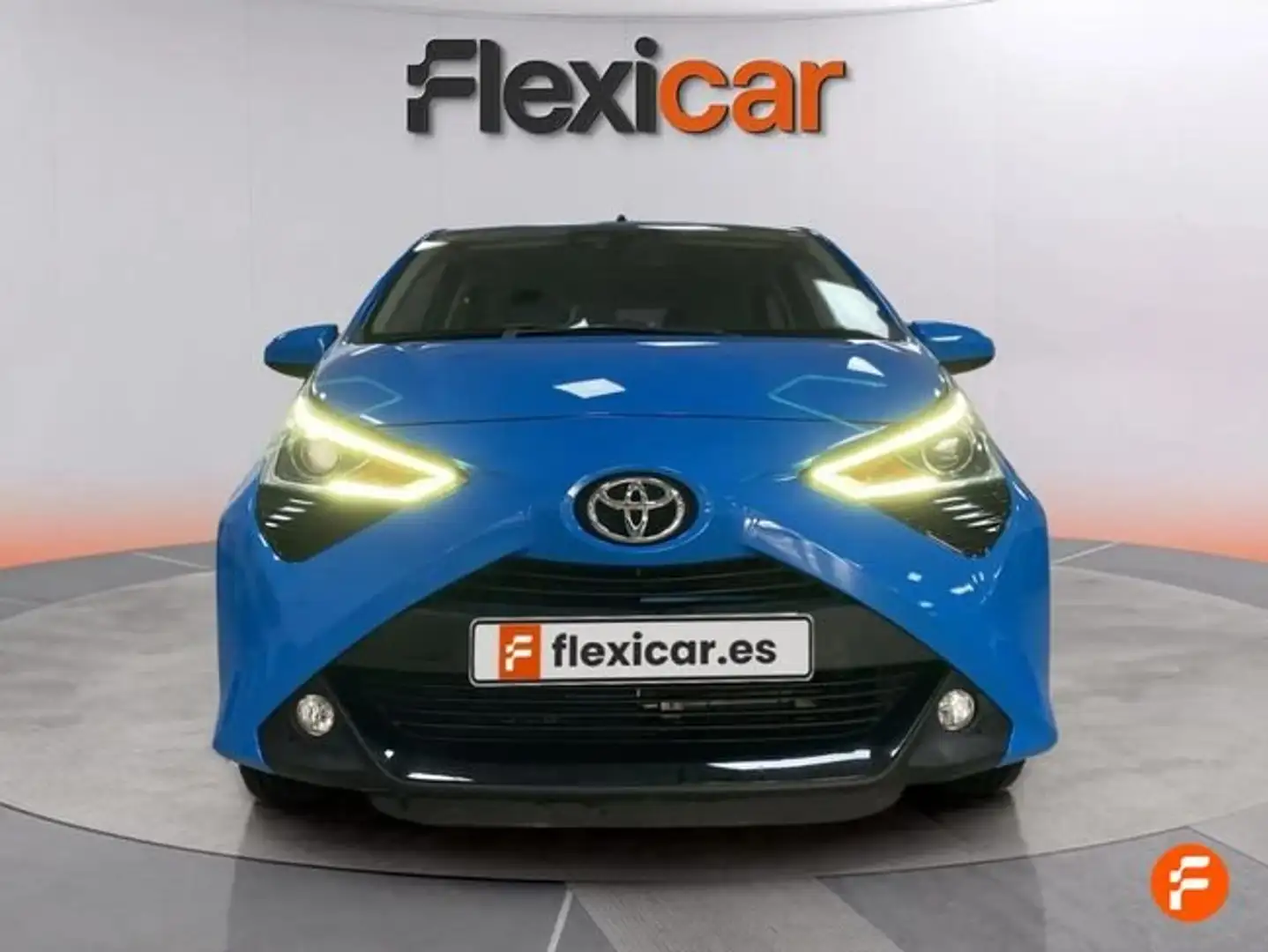 Toyota Aygo 1.0 70 x-cite JBL Blauw - 2