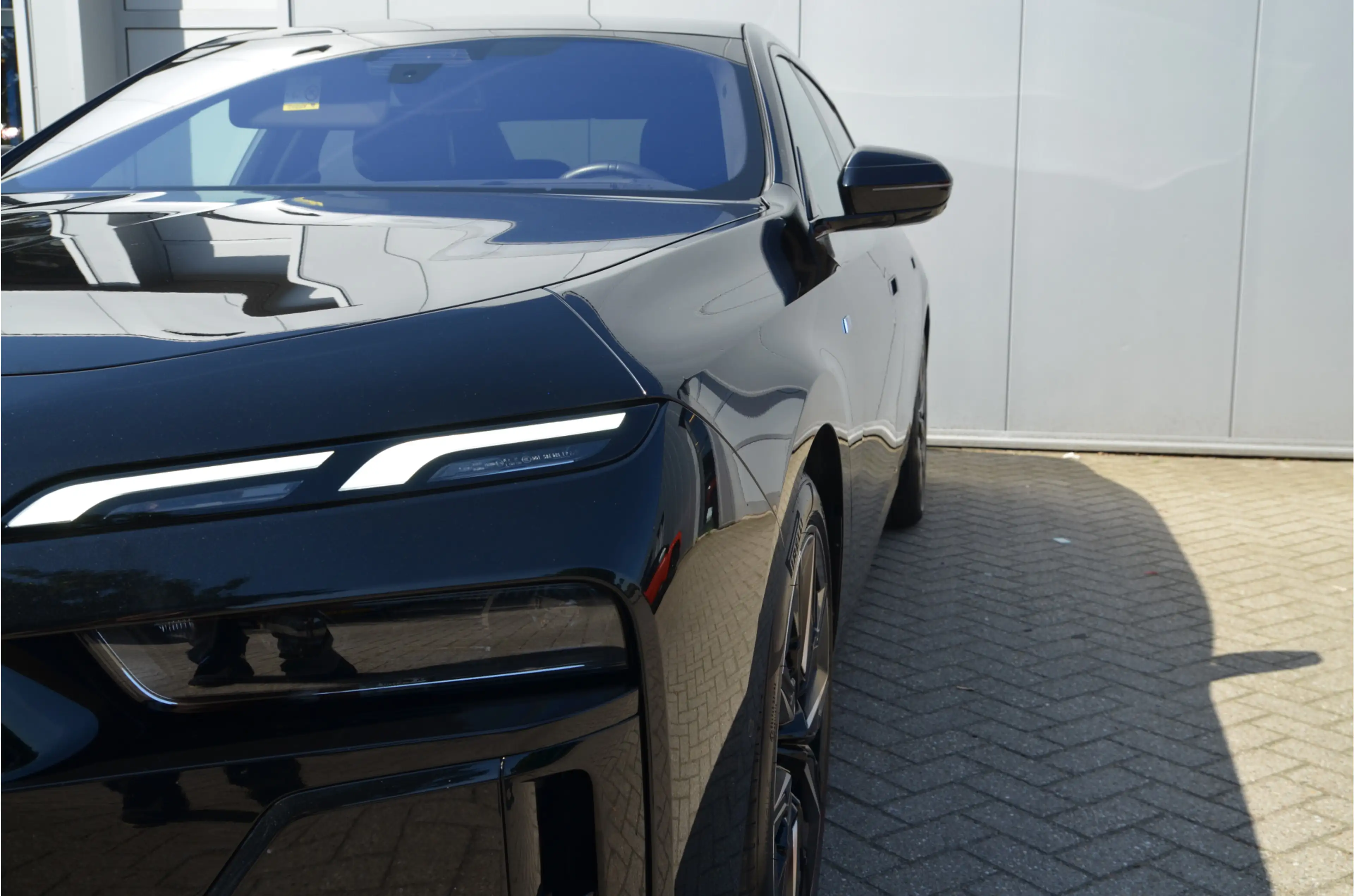 BMW i7 eDrive50 M Sport / Panoramadak Sky Lounge / Connoi — photo 12