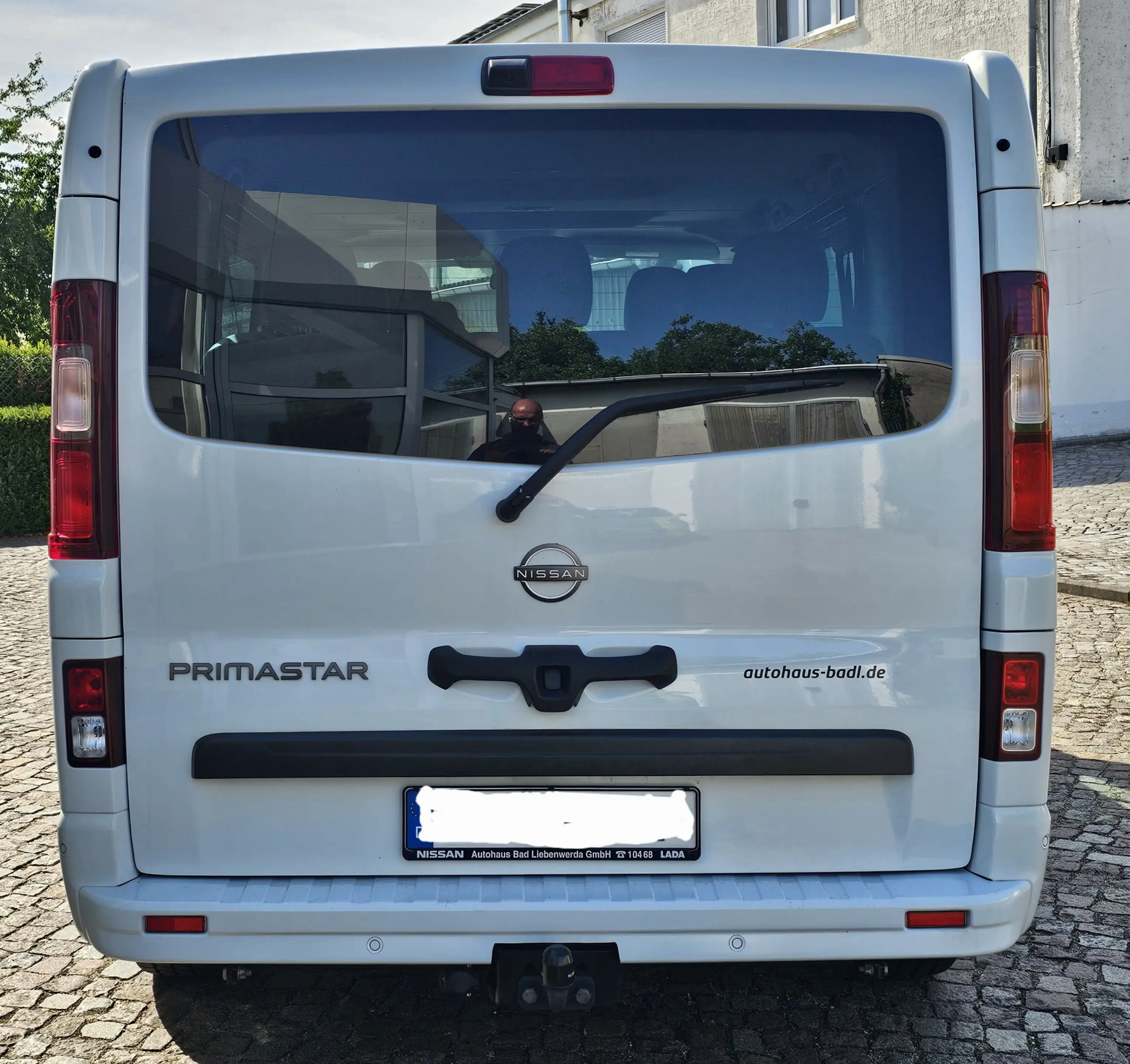 Nissan Primastar L1H1 2,8t Tekna SSitze 2Schibetüren Ahk — photo 8