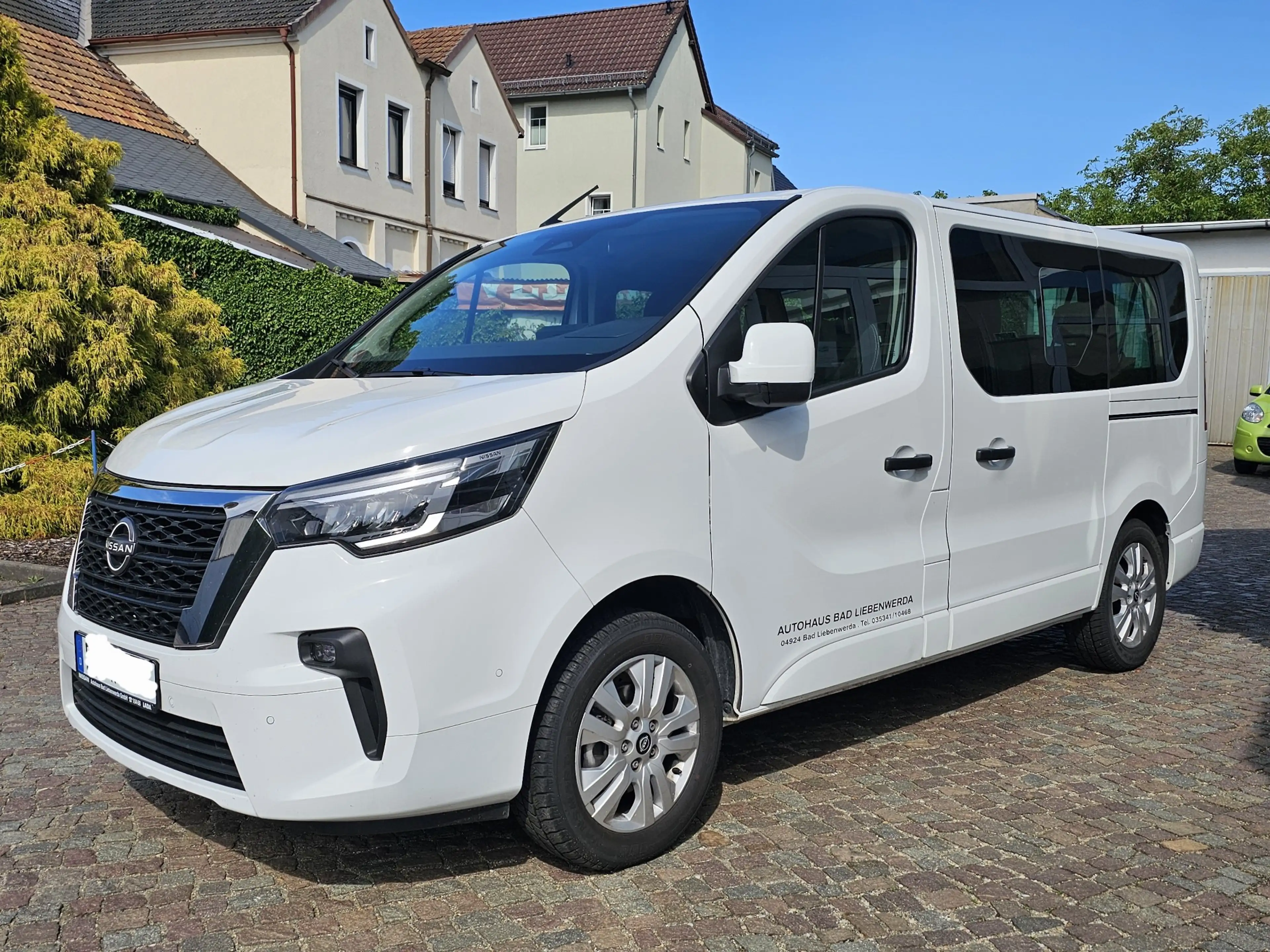Nissan Primastar L1H1 2,8t Tekna SSitze 2Schibetüren Ahk — photo 13