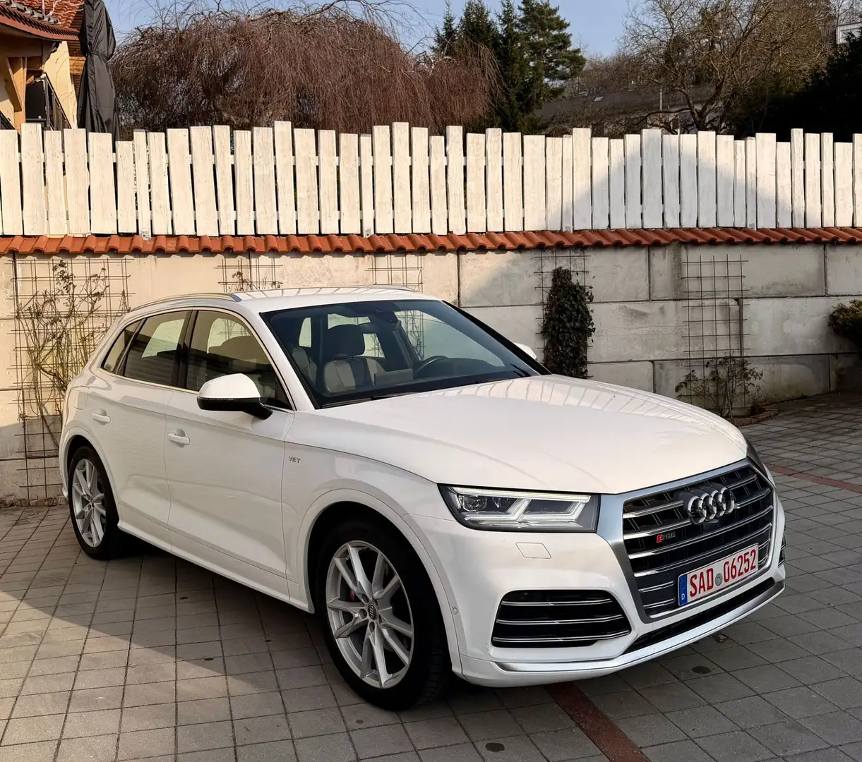 Audi SQ5 3,0 TFSI quattro S-tronic Weiß - 2