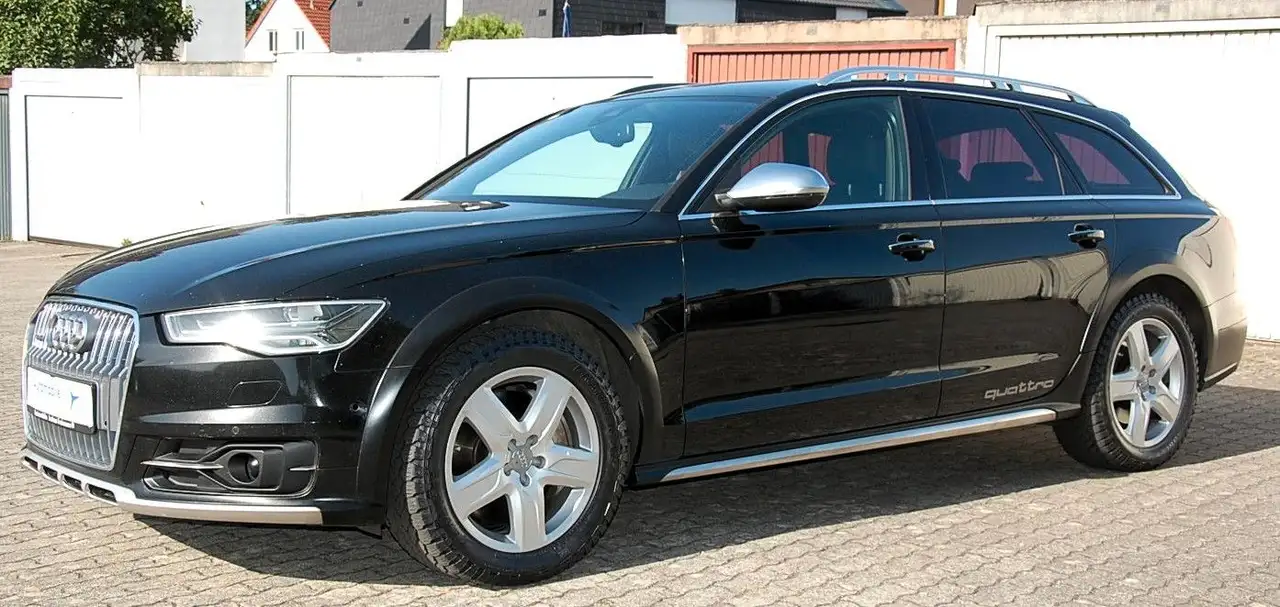 Audi A6 3.0 TDI Allroad — photo 1 of 19