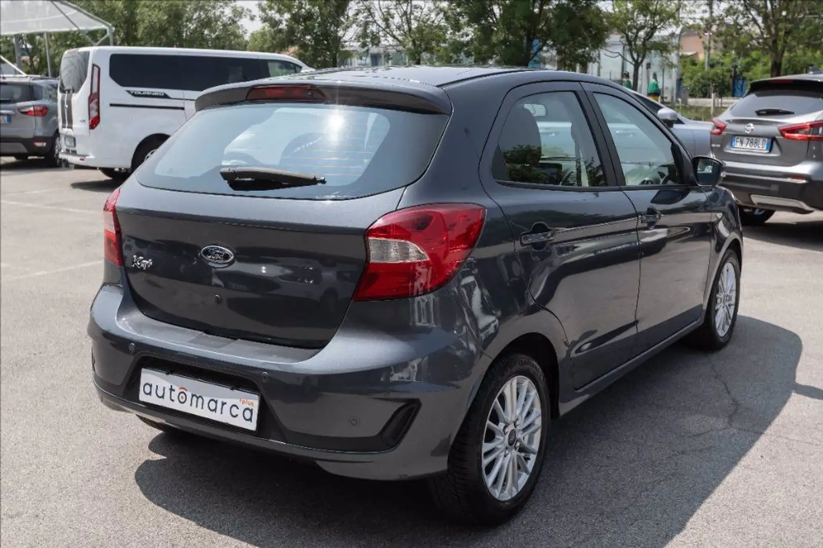Ford Ka/Ka+ Ka + 1.2 Ultimate 85cv my18 Szürke - 2