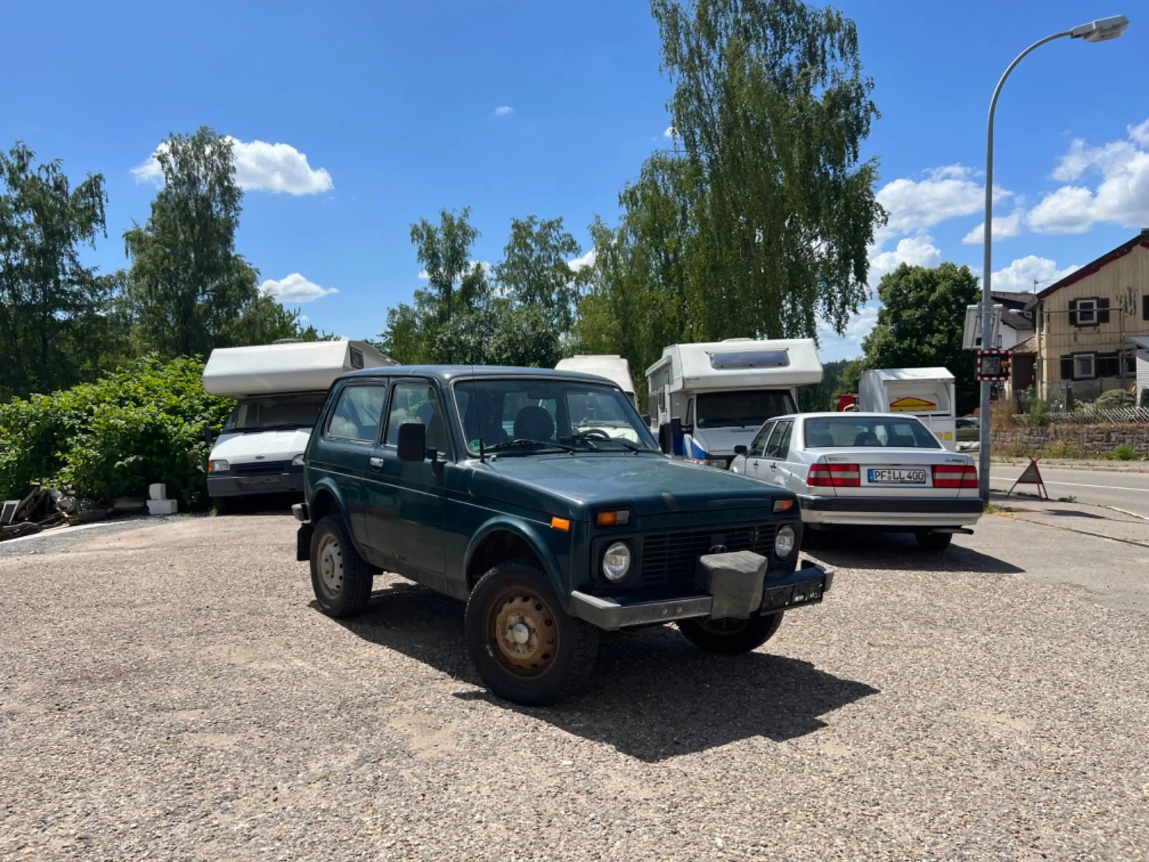 Lada Niva 1.7i Only 4x4 SEILWINDE 41131km TÜV NEU — photo 3