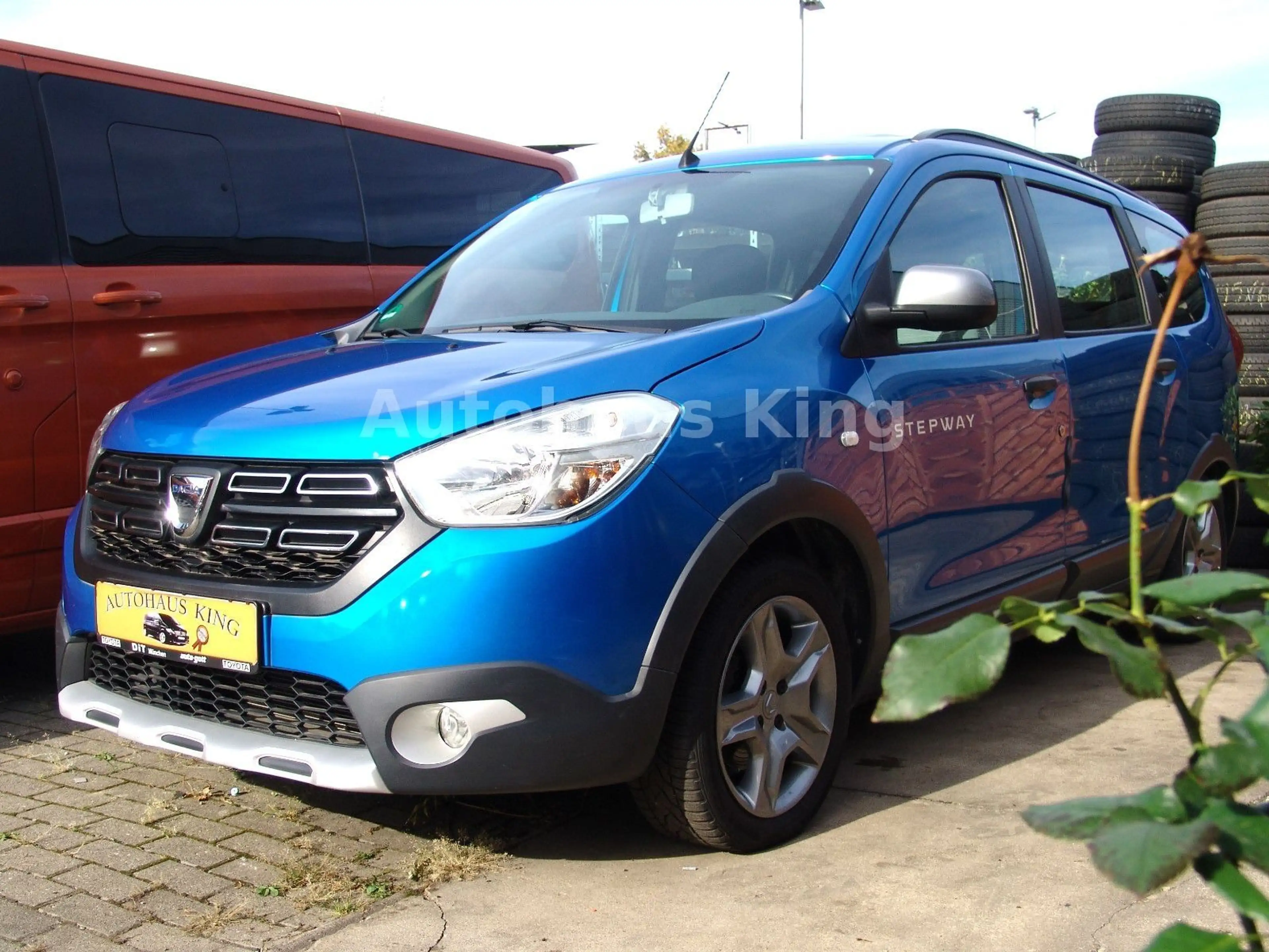 Dacia Lodgy Stepway Plus - 7Sit/NAVI — photo 2
