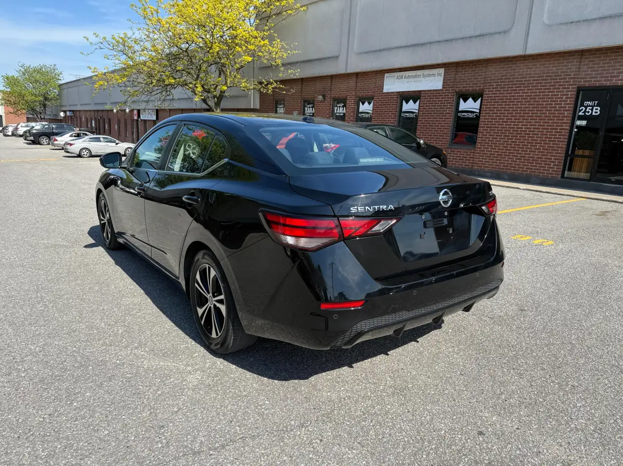 Nissan Sentra снимка Nissan Sentra